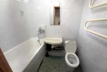 1835156545491570