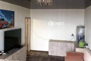 1831014398188572