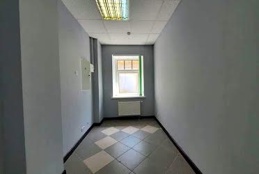 1835802575106588