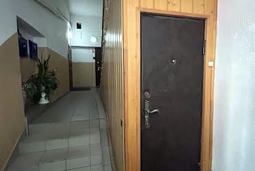 1832274741525590