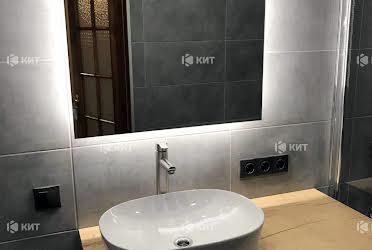 1830199371387600