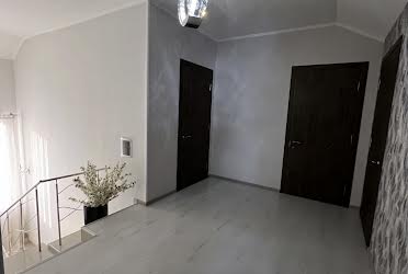 1829174667667601