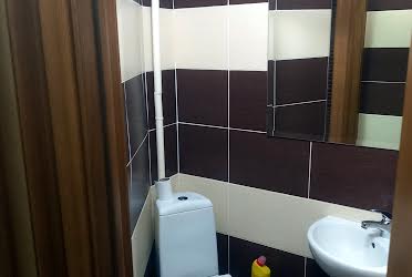 1834894508050601