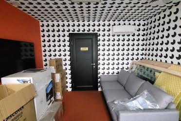 1836621860782604