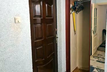 1833549196813609