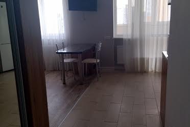 1833385830334637