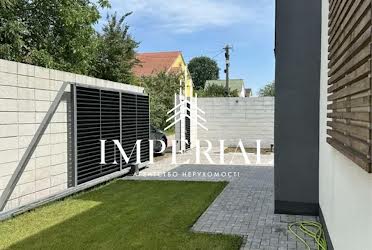 1836354406238649