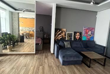 1831002916084663