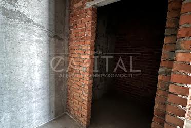 1834458984670663