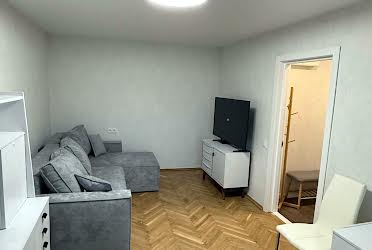 1834574005400673