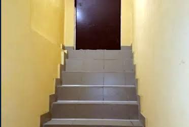 1832644811928674