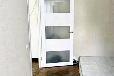 1833345829968072