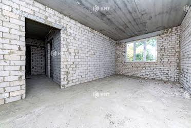 1834818190589727