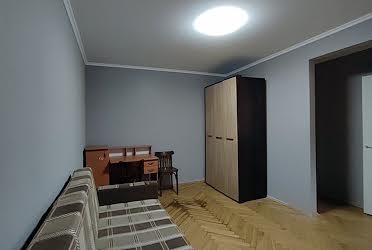 1835699603558729