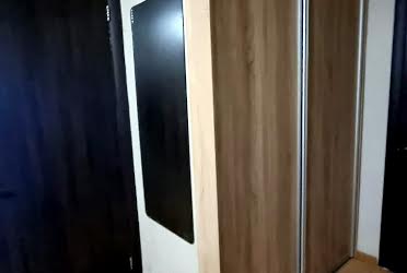 1834360424534736