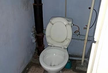 1835355403151742