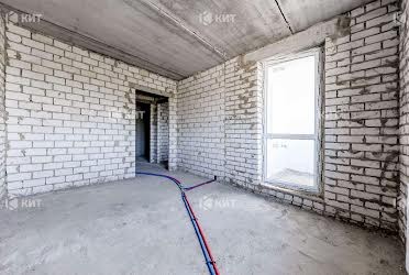 1834004474348744