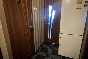 1827594076242745