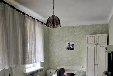1835989854870759