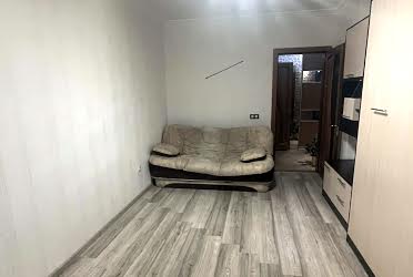 1832269151395773