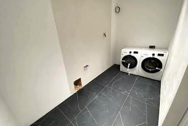 1832564909611780