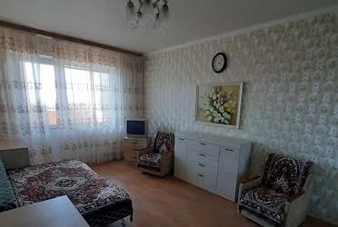 1832905130854787