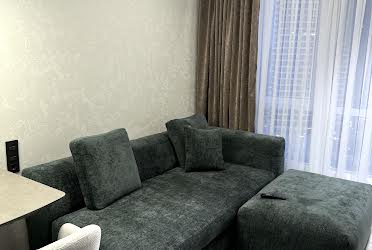 1835363718498849