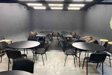 1836077341115893