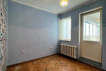 1832554118112902
