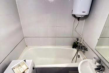 1741208427352911