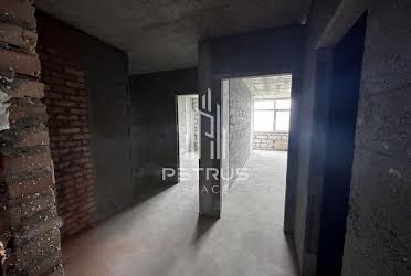 1832485365887919