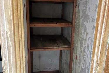 1832717753906935