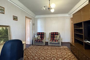 1830018914919945