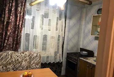 1832628455862968