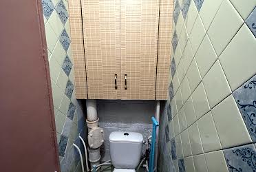 1834793530358985