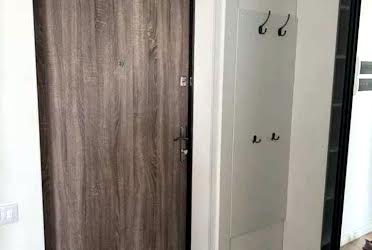 1831096909932992