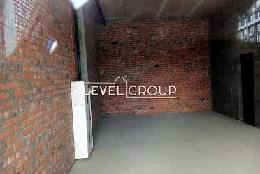 1835352103963995
