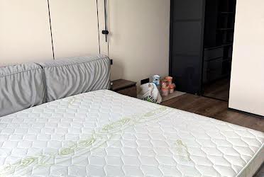 1831997115097996