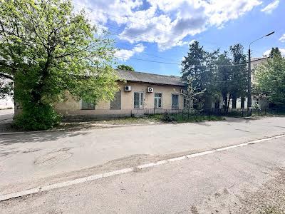 коммерческая по адресу Деревообделочная ул., 5а
