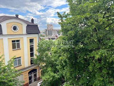 квартира за адресою Потебні вул., 3