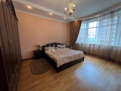 квартира за адресою Старонаводницька вул., 6-Б