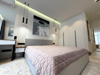 квартира по адресу Киев, Сапёрное Поле ул., 5