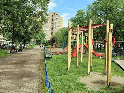 квартира за адресою Русанівський бульв., 5