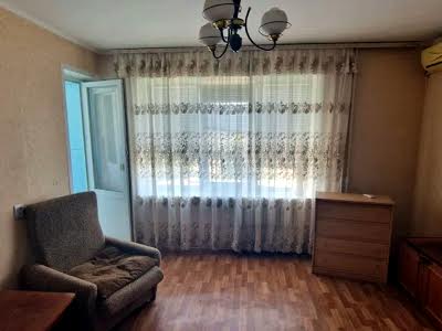 квартира по адресу Романа Ратушного ул. (Волгоградська), 14