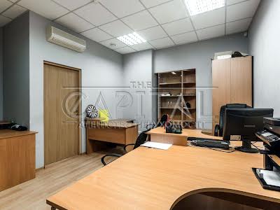 комерційна за адресою Воздвиженська вул., 43