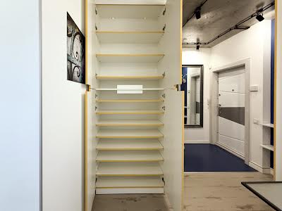 квартира за адресою Регенераторна вул., 4 к7