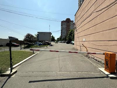 квартира за адресою Миколи Амосова вул., 4