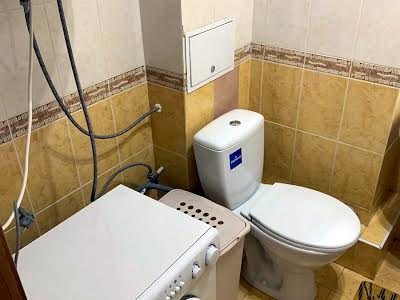 квартира за адресою Федора Ернста вул., 2
