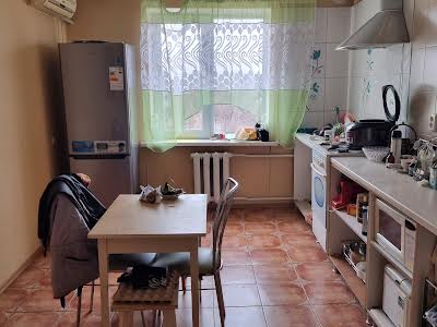 квартира по адресу Янтарная ул., 79