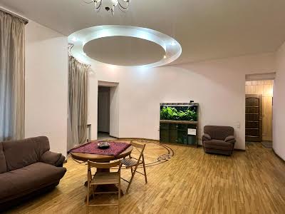 квартира за адресою Антоновича вул. (Горького), 9